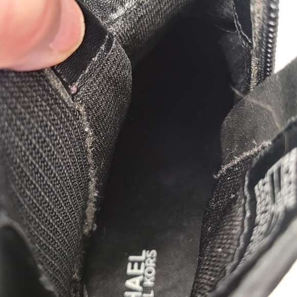 Michael Kors Flat Black Suede Short/Ankle Boot sz 4 - Picture 9 of 12